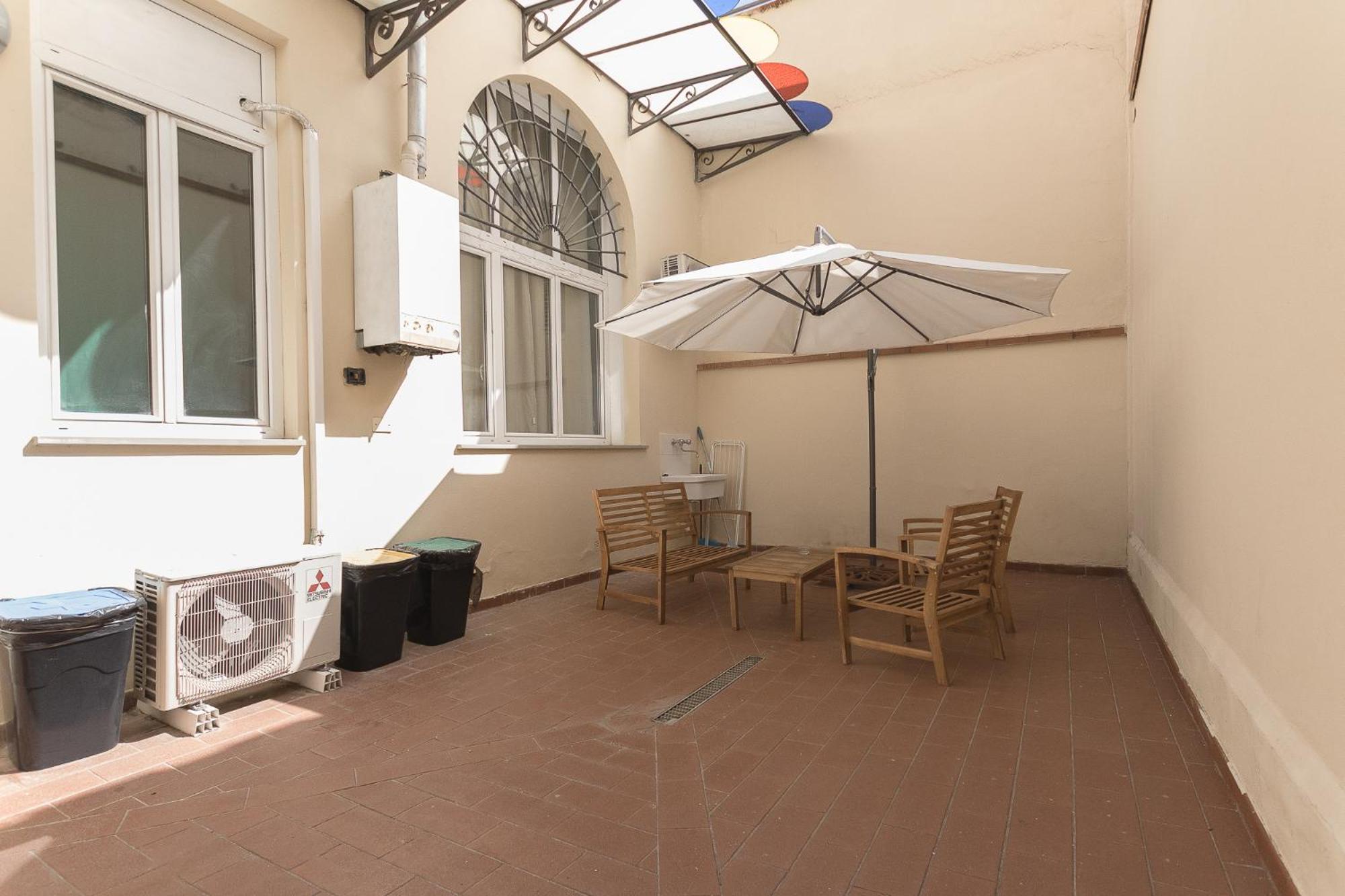 Amalia Apartment Via La Farina Florence Exterior photo