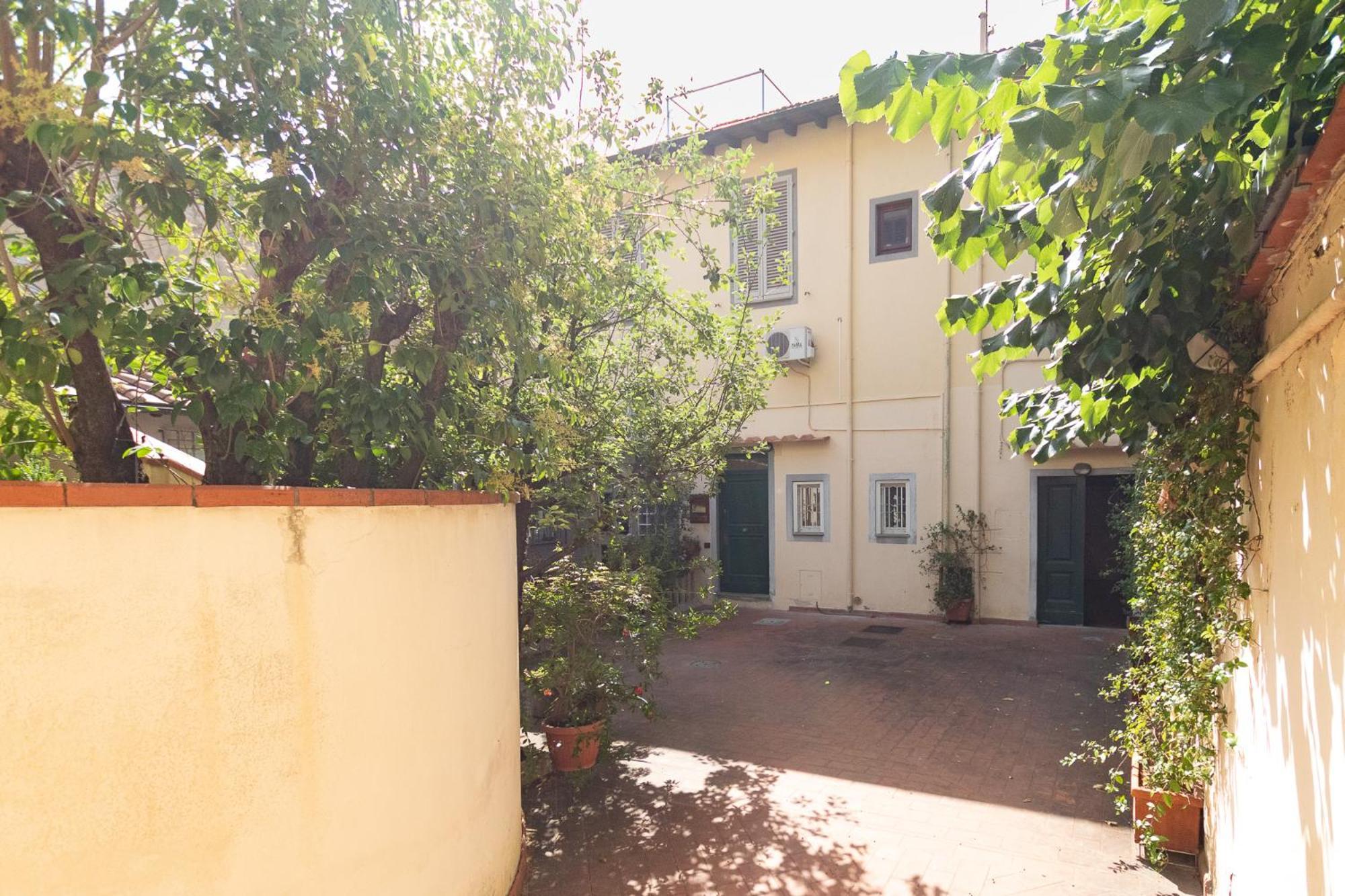 Amalia Apartment Via La Farina Florence Exterior photo
